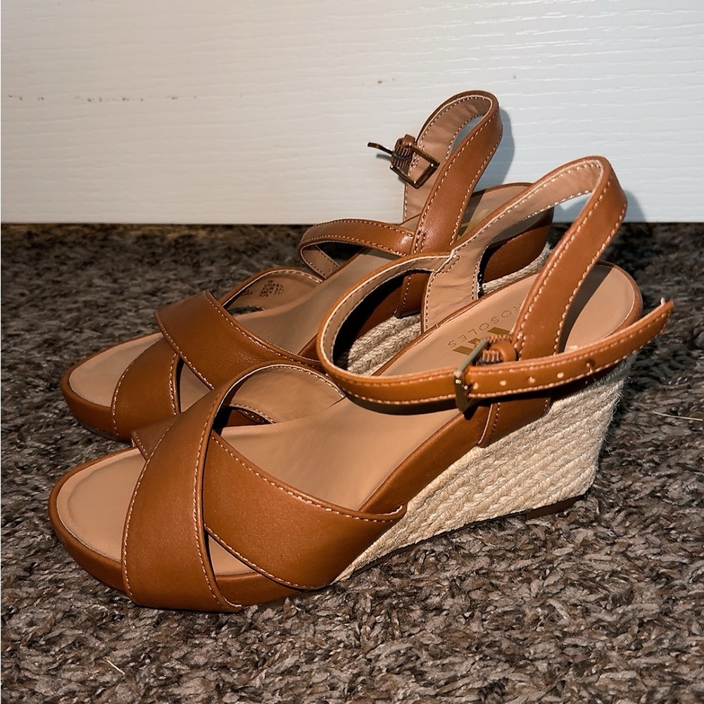 AEROSOLES Brown Leather Wedge Sandals with Ankle Strap